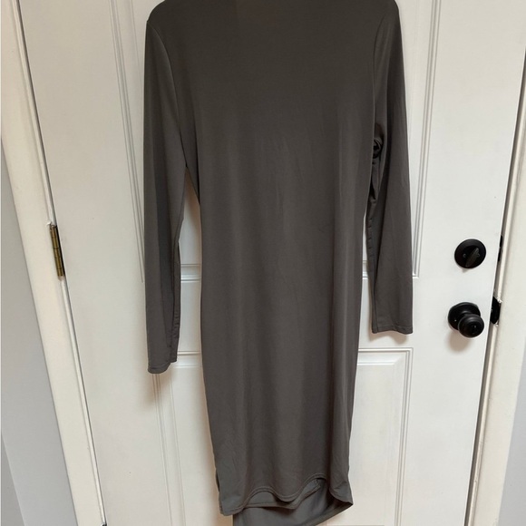 Boohoo midi faux wrap dress size 10 green - Picture 4 of 4